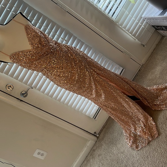 Never worn before Pink Sequin Maxi Dress with High Split! 😍😍😍😍 Size Medium - Picture 2 of 7